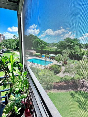1300 Saint Charles Pl 402, Pembroke Pines, FL 33026