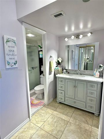 1300 Saint Charles Pl 402, Pembroke Pines, FL 33026