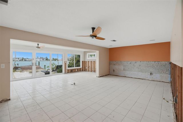 5810 BAHAMA WAY S, St Pete Beach, FL 33706