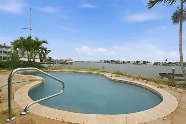 5810 BAHAMA WAY S, St Pete Beach, FL 33706