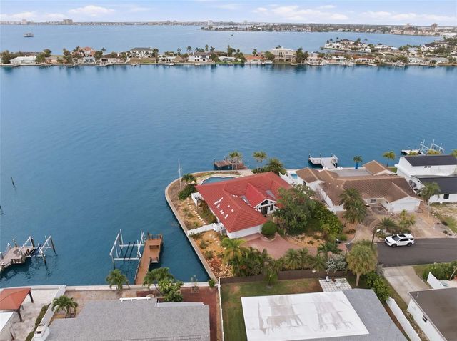 5810 BAHAMA WAY S, St Pete Beach, FL 33706