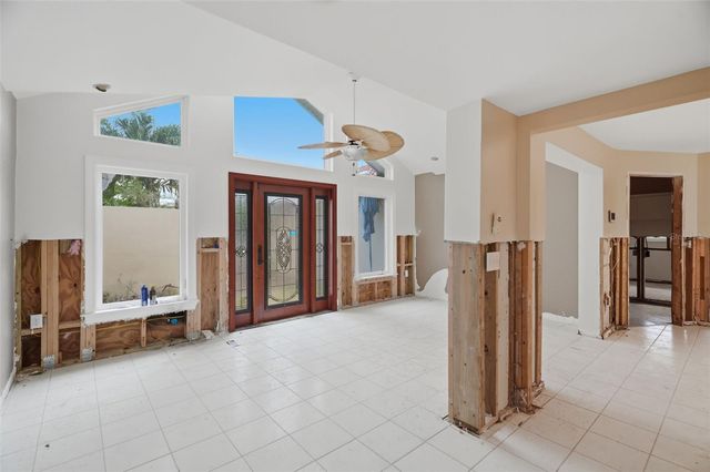 5810 BAHAMA WAY S, St Pete Beach, FL 33706