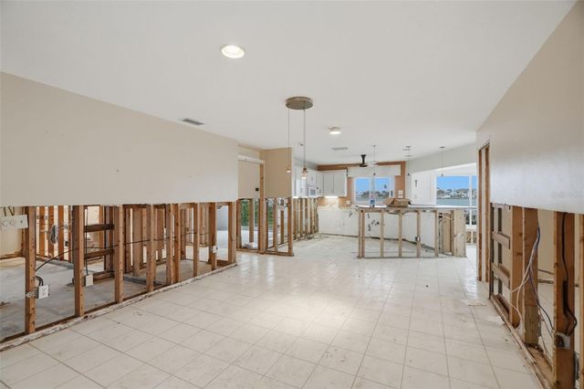 5810 BAHAMA WAY S, St Pete Beach, FL 33706