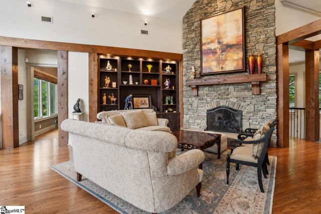 817 Mountain Summit Road, Travelers Rest, SC 29690
