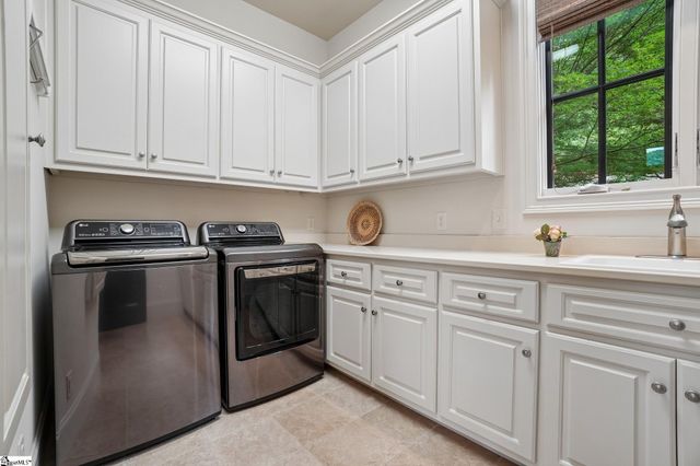 817 Mountain Summit Road, Travelers Rest, SC 29690
