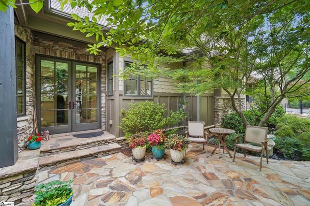 817 Mountain Summit Road, Travelers Rest, SC 29690