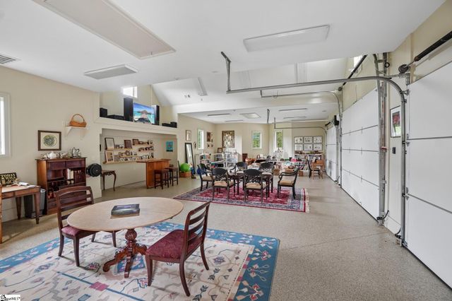817 Mountain Summit Road, Travelers Rest, SC 29690