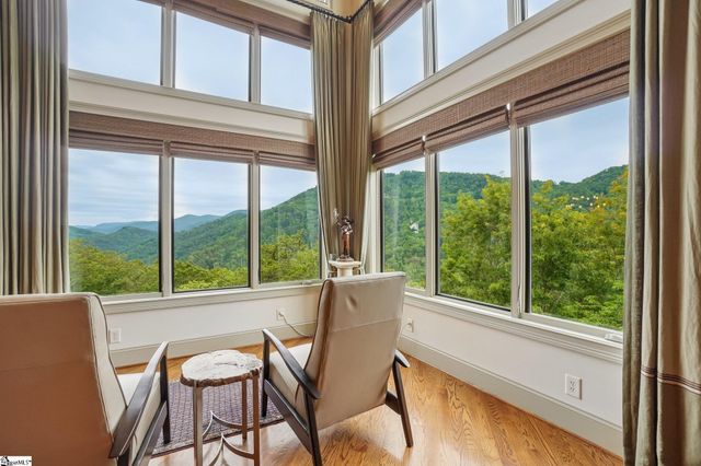 817 Mountain Summit Road, Travelers Rest, SC 29690