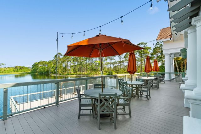 434 Captains Circle, Destin, FL 32541