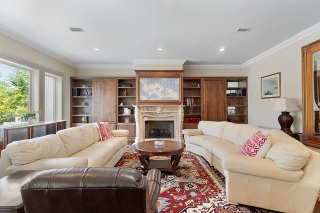 434 Captains Circle, Destin, FL 32541