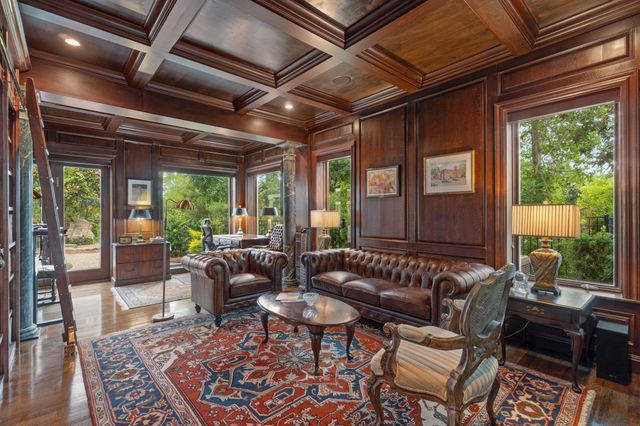 434 Captains Circle, Destin, FL 32541