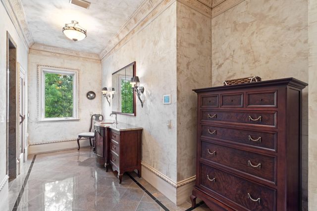 434 Captains Circle, Destin, FL 32541