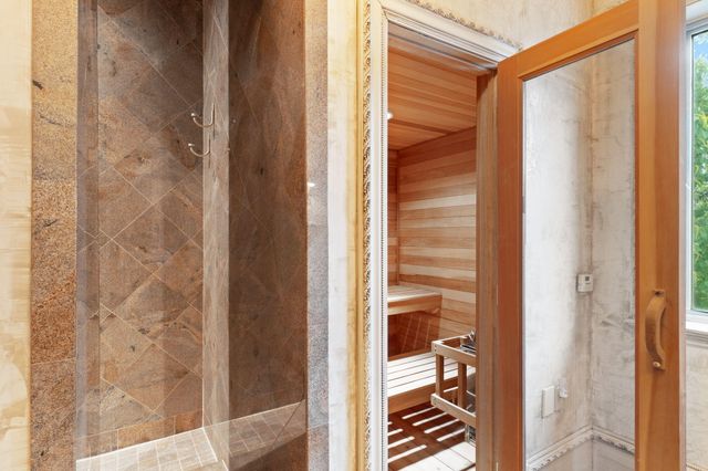 434 Captains Circle, Destin, FL 32541