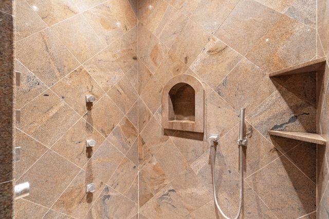 434 Captains Circle, Destin, FL 32541