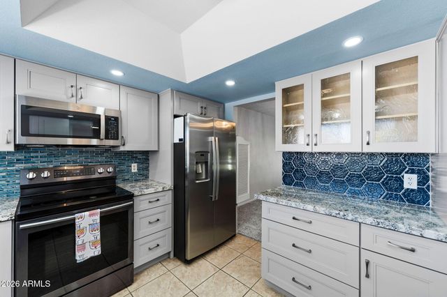 80 LEISURE WORLD --, Mesa, AZ 85206