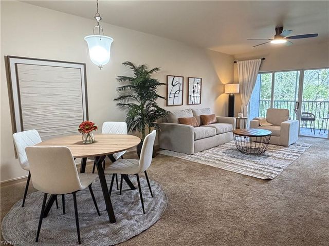 7839 Regal Heron CIR # 202, Naples, FL 34104