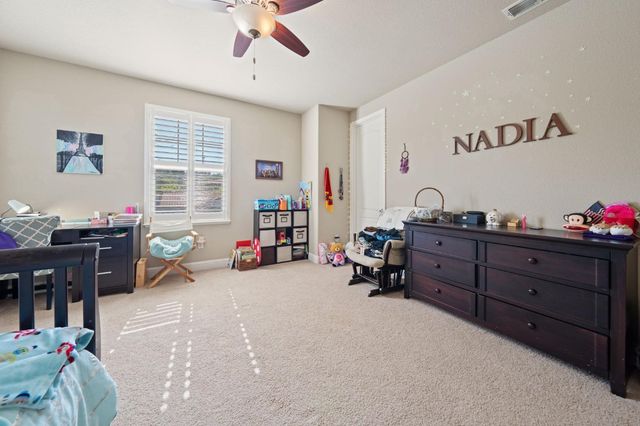 5200 Piazza Pl, El Dorado Hills, CA 95762