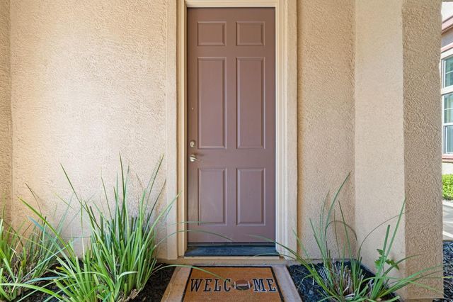 5200 Piazza Pl, El Dorado Hills, CA 95762