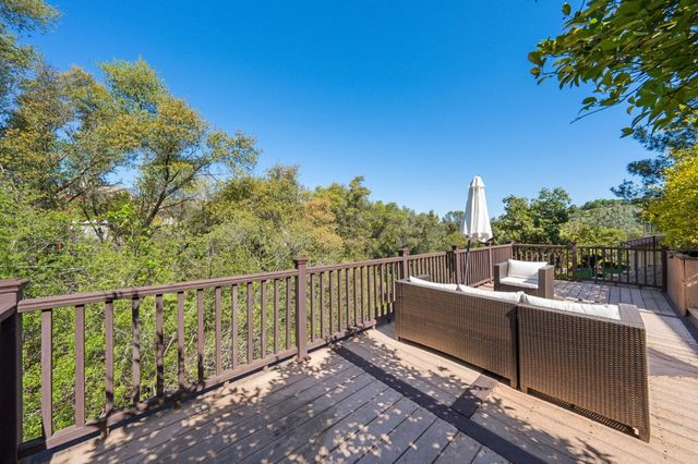 5200 Piazza Pl, El Dorado Hills, CA 95762