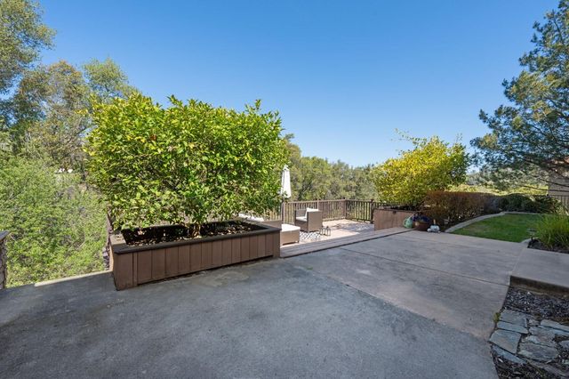 5200 Piazza Pl, El Dorado Hills, CA 95762