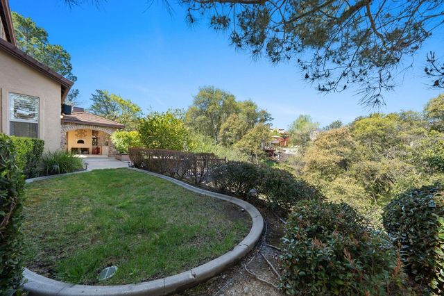 5200 Piazza Pl, El Dorado Hills, CA 95762