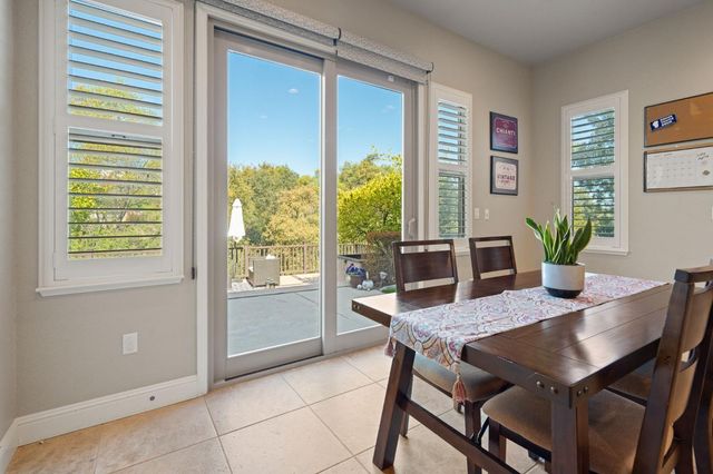 5200 Piazza Pl, El Dorado Hills, CA 95762