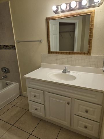 4756 WALDEN CIRCLE 11, Orlando, FL 32811