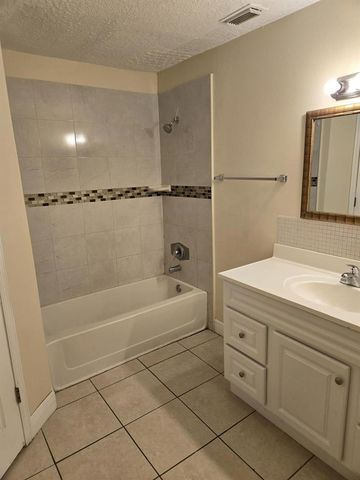 4756 WALDEN CIRCLE 11, Orlando, FL 32811