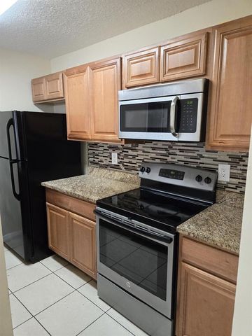 4756 WALDEN CIRCLE 11, Orlando, FL 32811