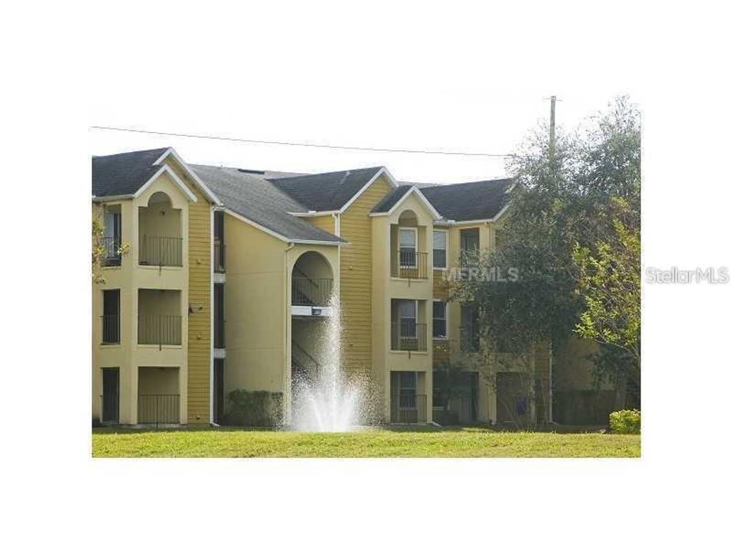 4756 WALDEN CIRCLE 11, Orlando, FL 32811