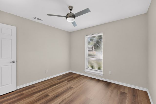2802 Green Oaks Drive, Garland, TX 75040