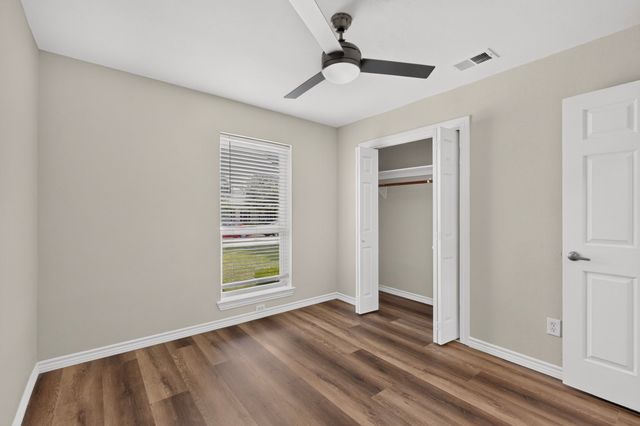 2802 Green Oaks Drive, Garland, TX 75040
