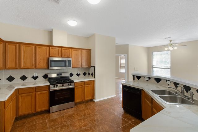 2 Watergrove Court, Mansfield, TX 76063