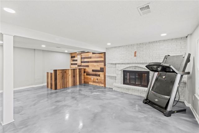 5977 SE 208th Street, Holt, MO 64048