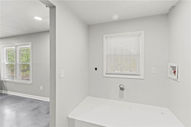 5977 SE 208th Street, Holt, MO 64048