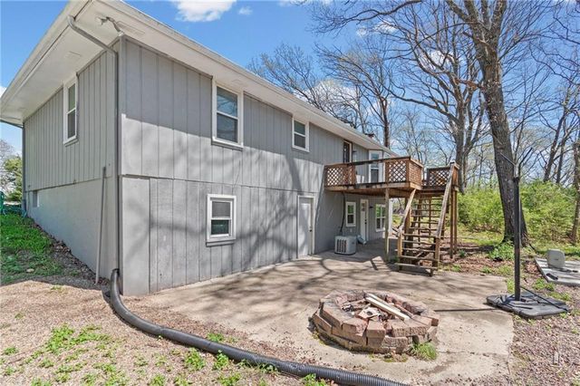 5977 SE 208th Street, Holt, MO 64048