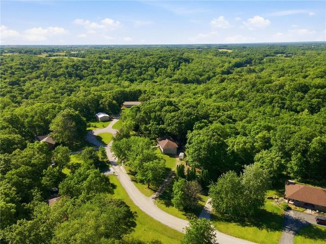 5977 SE 208th Street, Holt, MO 64048