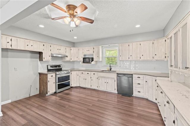 5977 SE 208th Street, Holt, MO 64048