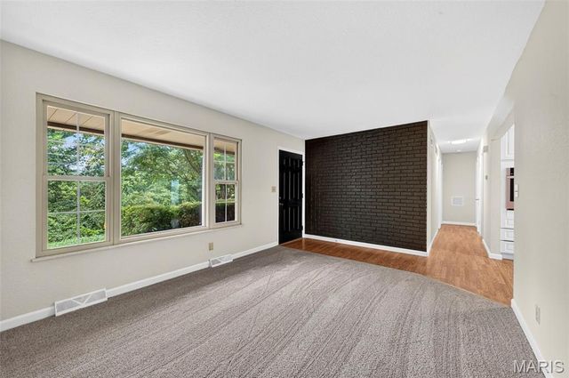 3546 E Romaine Creek Road, Imperial, MO 63052