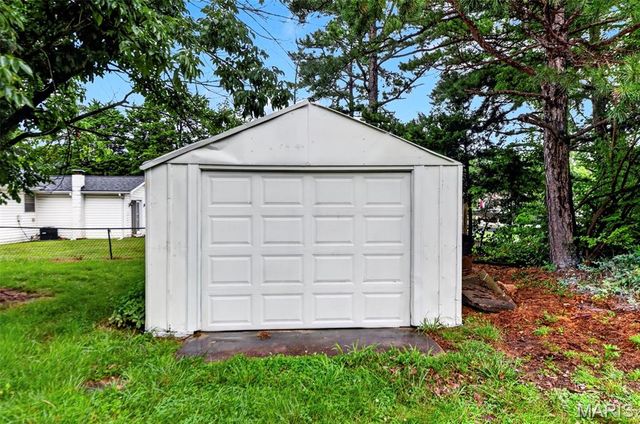 3546 E Romaine Creek Road, Imperial, MO 63052