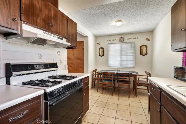556 San Marino, Hemet, CA 92545
