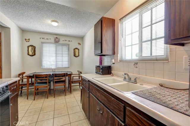 556 San Marino, Hemet, CA 92545
