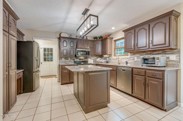 640 Woodland Drive, Elizabethton, TN 37643