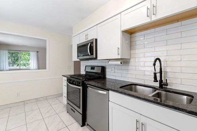 5252 Fenway Place, B, Columbus, OH 43214