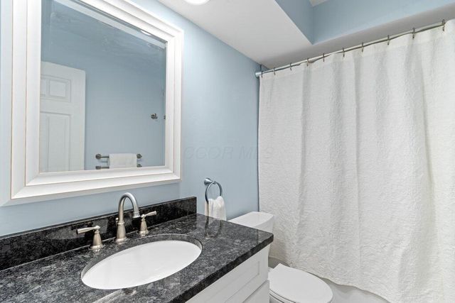 5252 Fenway Place, B, Columbus, OH 43214