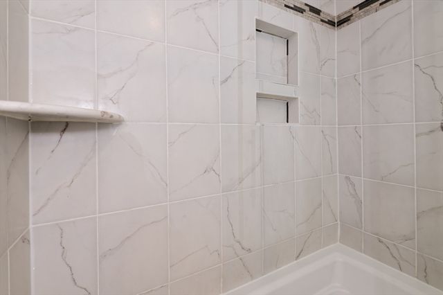 60 Spencer St 60, Millis, MA 02054