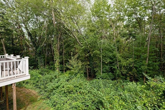 60 Spencer St 60, Millis, MA 02054