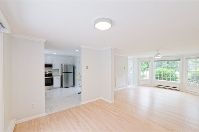 60 Spencer St 60, Millis, MA 02054