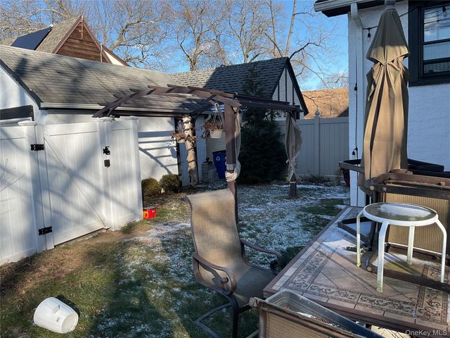 671 Stanton Avenue, Baldwin, NY 11510