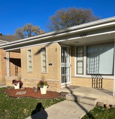 14221 S Dearborn Street, Riverdale, IL 60827